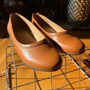 FRYE AND CO. Warm Brown Leather Loafers size 10